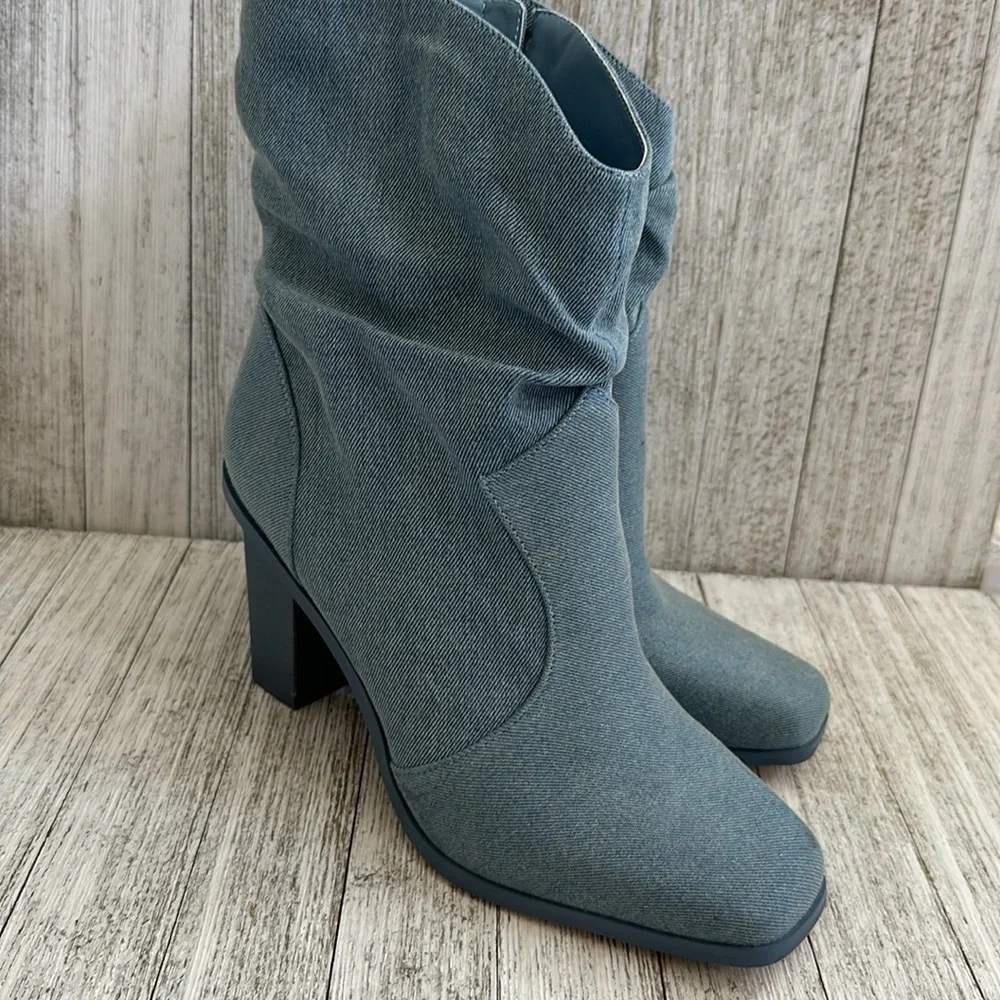 Jessica Simpson ARRLA Bootie size 10